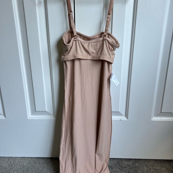 Vassarette Soft Beige Shapewear Slip Dress - Picture 9 of 10